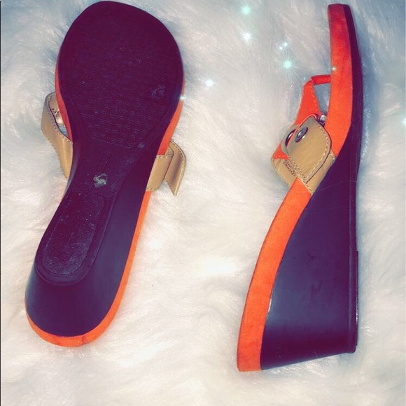 Sandals - Picture 2 of 2